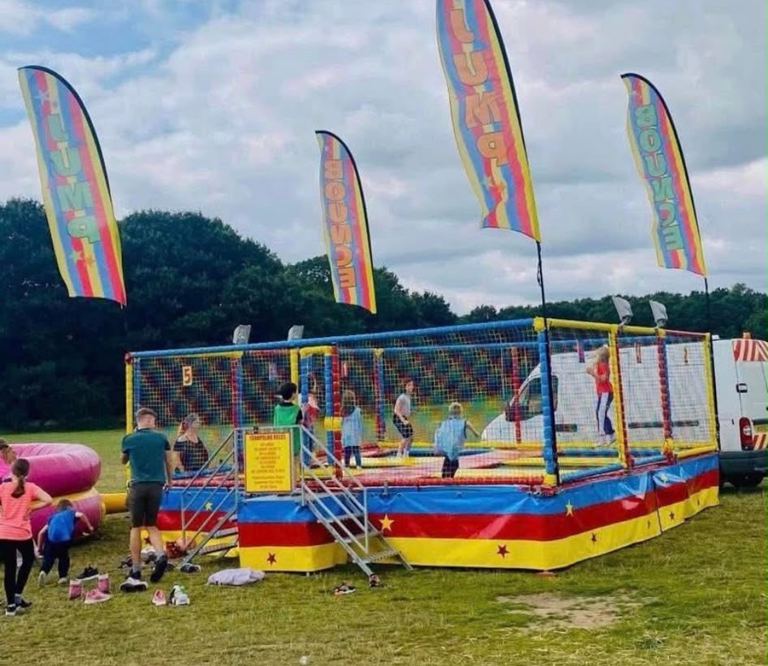 The bungee trampoline rig frame with bounce flags